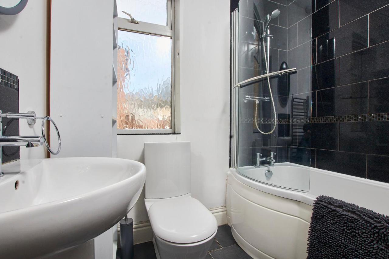 Stylish 2 Bedroom Flat - Close To Newcastle City Centre Gateshead Exterior photo